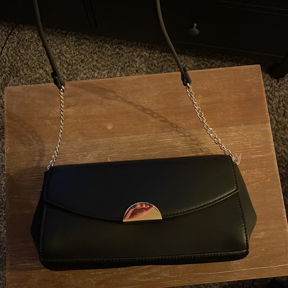 NWT Black Crossbody or Clutch Purse - Picture 2 of 8